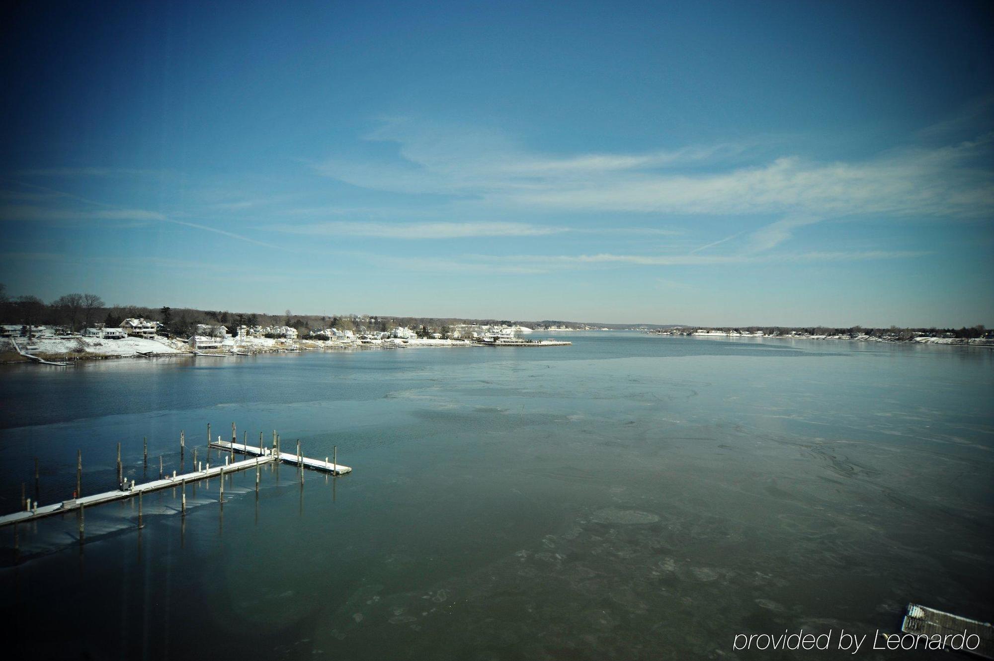 Oyster Point Hotel Red Bank Létesítmények fotó